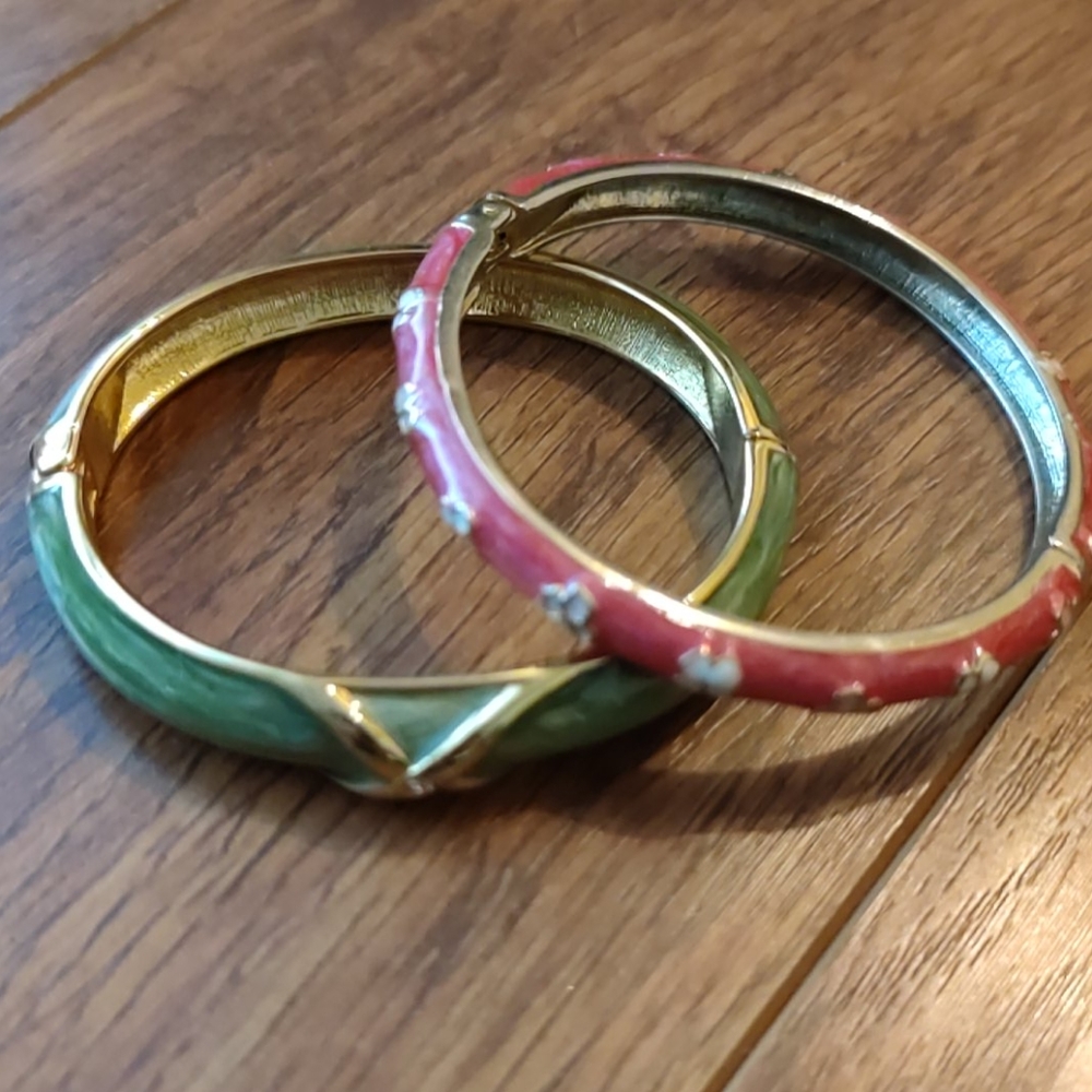 Bracelet lot